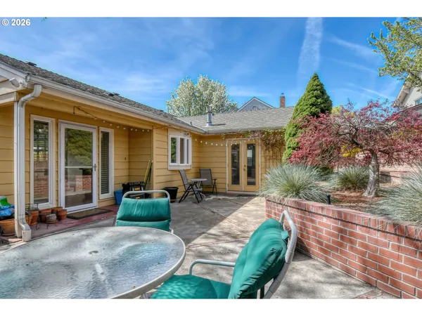 $395,000 | 207 Northwest Ellis Avenue, Pendleton, OR 97801