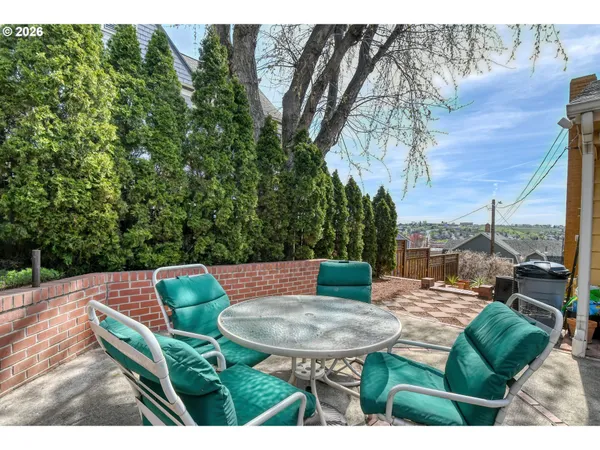 $395,000 | 207 Northwest Ellis Avenue, Pendleton, OR 97801