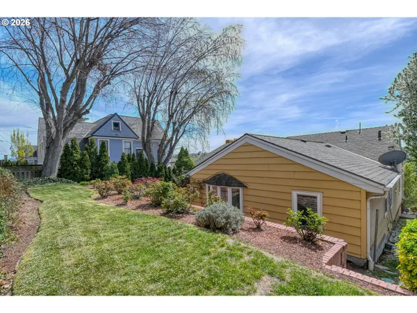 $395,000 | 207 Northwest Ellis Avenue, Pendleton, OR 97801