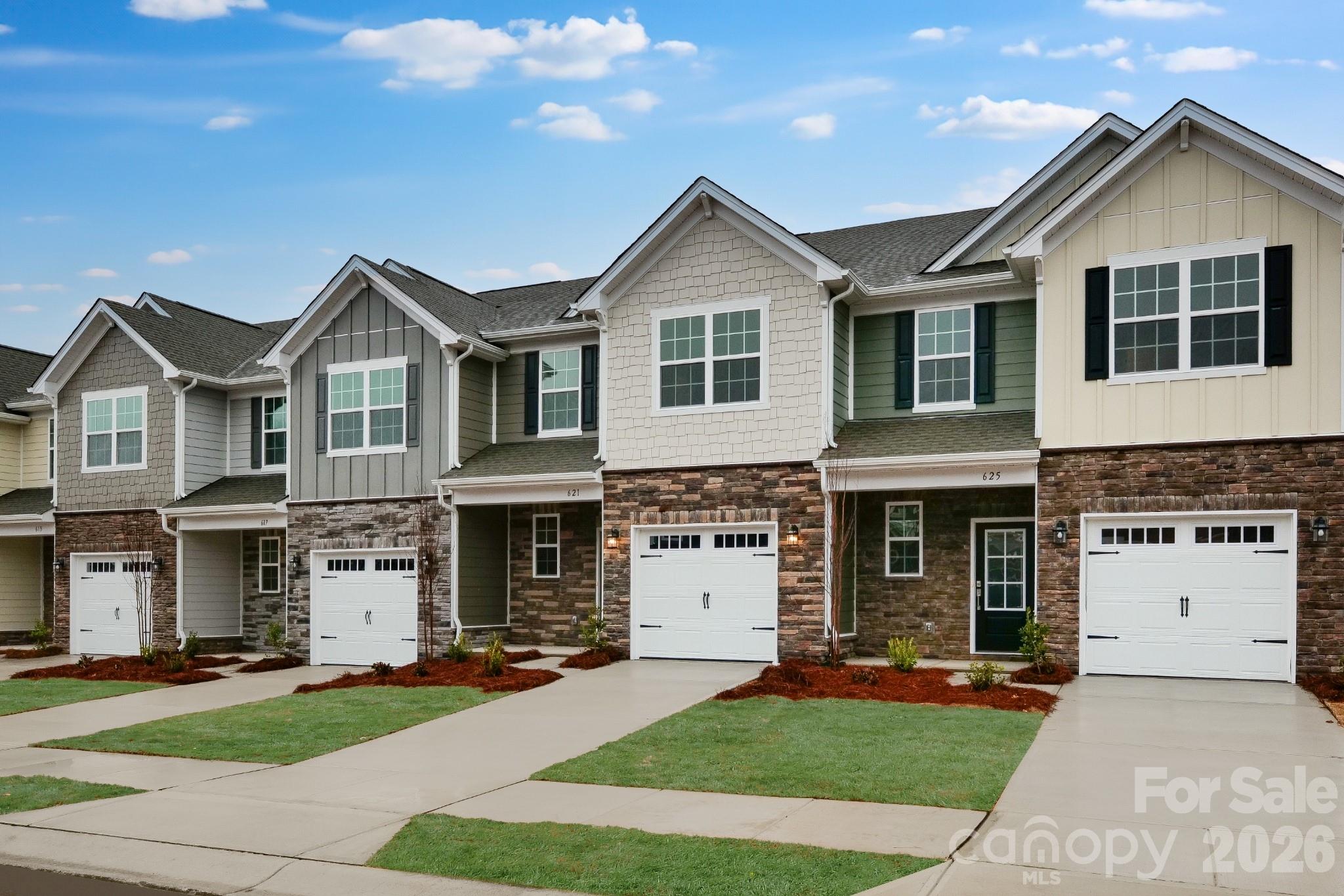 621 Sparano Loop York, SC 29745 - Photo 2 of 32