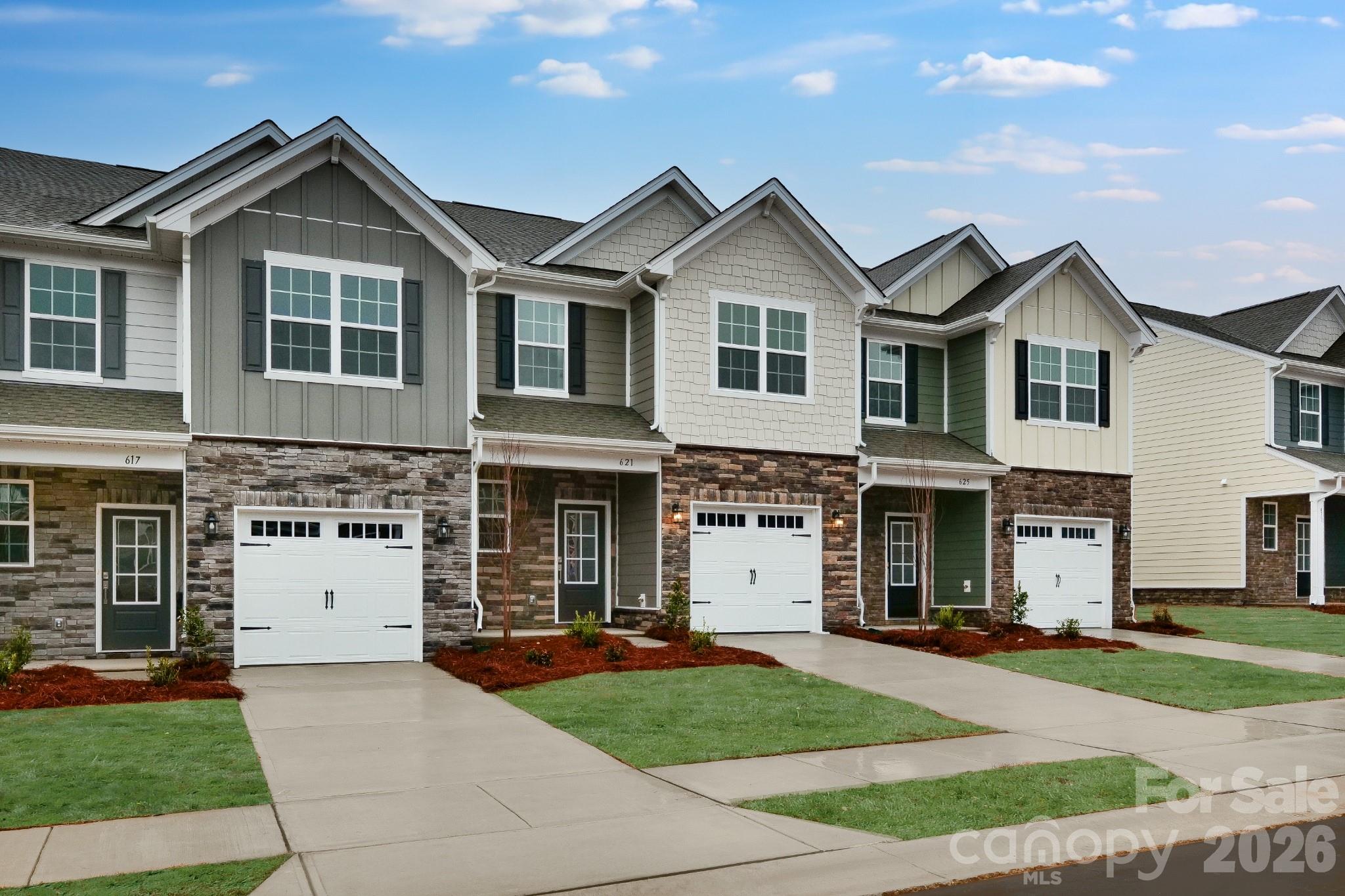621 Sparano Loop York, SC 29745 - Photo 6 of 32