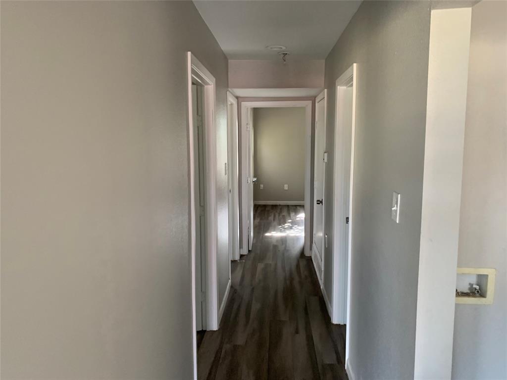 2910 56th Street Dallas, TX 75241 - Photo 2 of 4