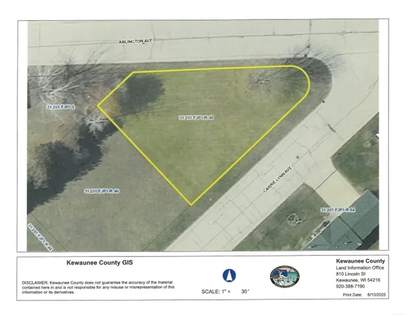 Carrie Lynn Avenue, Algoma, WI 54201