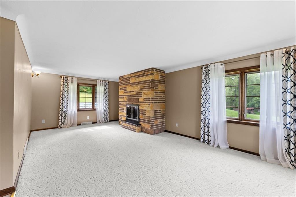 4948 Ashbaugh Road Murrysville, PA 15668 - Photo 8 of 48 Spacious Living Room
