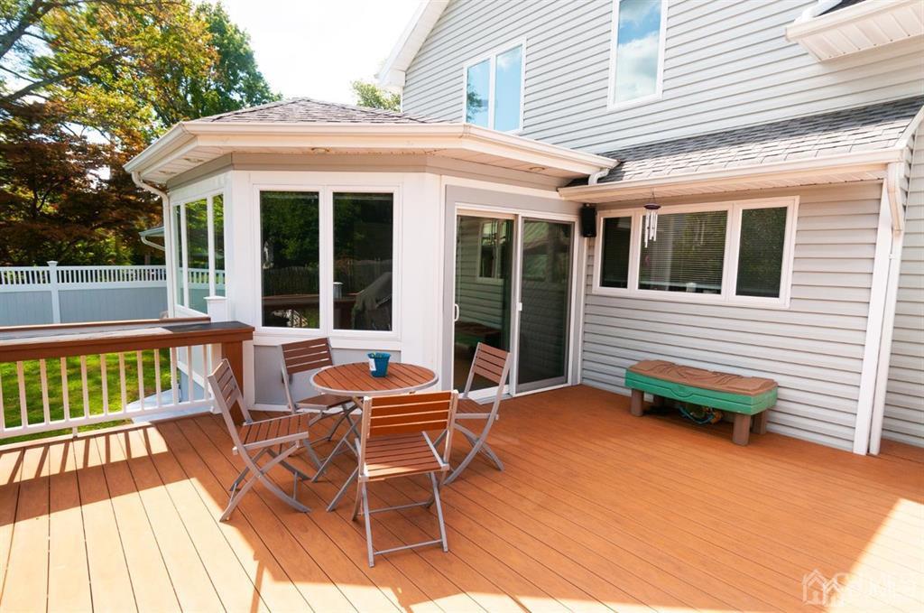 2 Clive Hills Road Edison, NJ 08820 - Photo 4 of 28