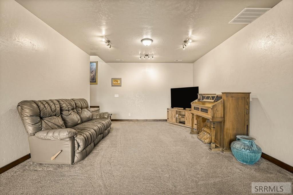 1060 Elk Ridge Drive Swan Valley, ID 83449 - Photo 31 of 75