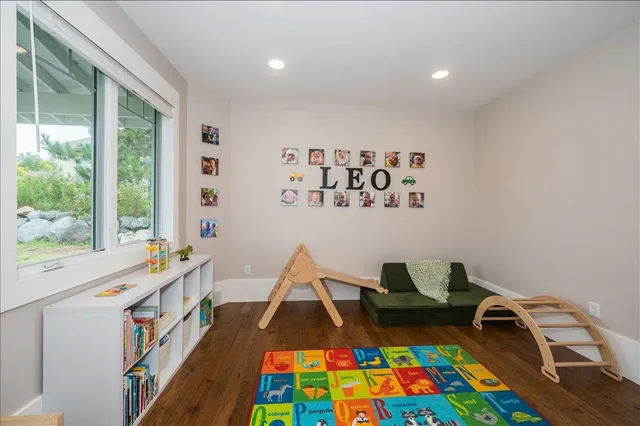 $900,000 | 2718 Northridge Drive, Duluth, MN 55811