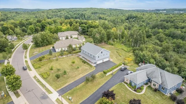 $900,000 | 2718 Northridge Drive, Duluth, MN 55811