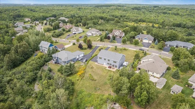 $900,000 | 2718 Northridge Drive, Duluth, MN 55811