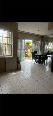 $2,300 | 9340 West Flagler Street, Unit 104B, Miami, FL 33174