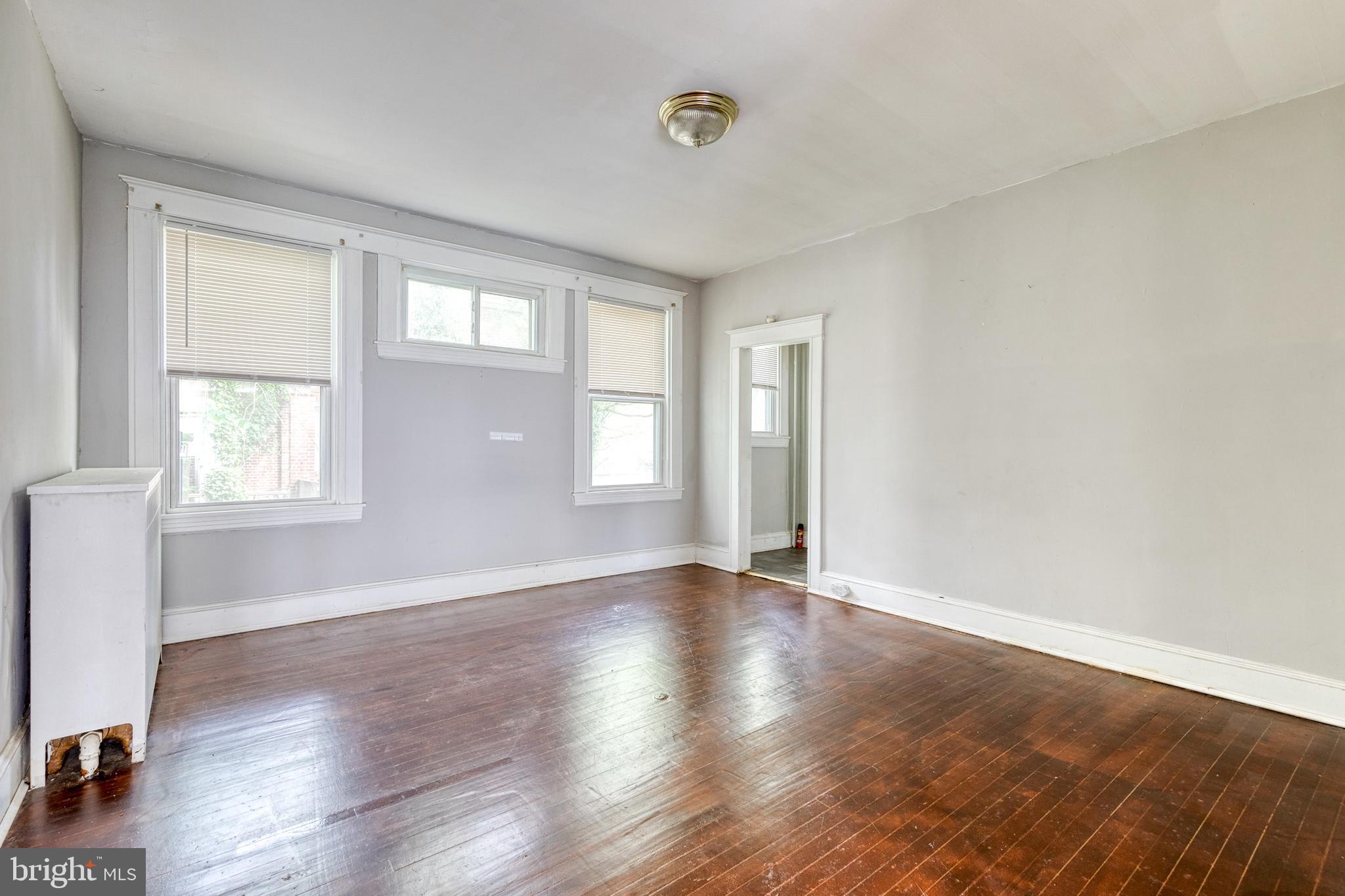 3711 Egerton Road Baltimore, MD 21215 - Photo 15 of 36