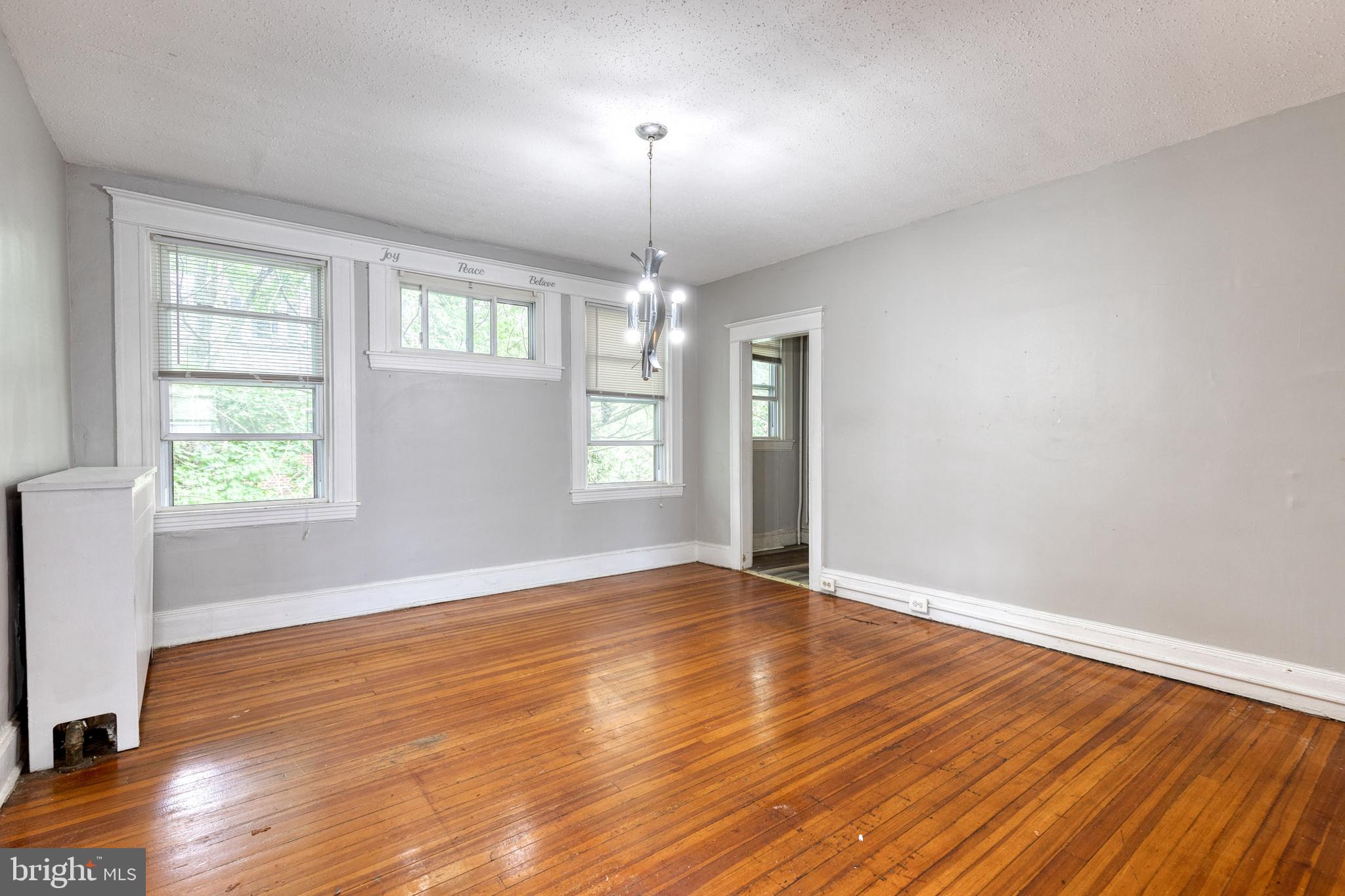 3711 Egerton Road Baltimore, MD 21215 - Photo 27 of 36