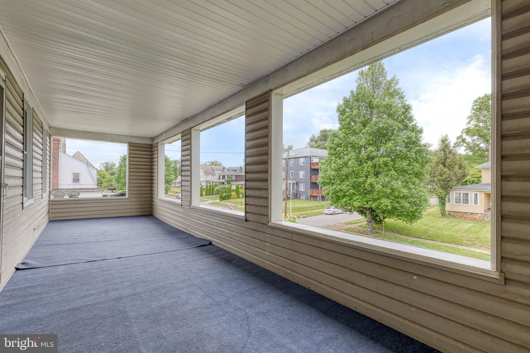 3711 Egerton Road Baltimore, MD 21215 - Photo 31 of 36 Unit 2 Balcony/ porch