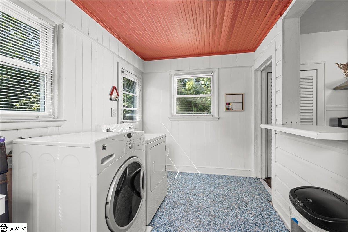 803 South Limestone Street Gaffney, SC 29340 - Photo 24 of 42