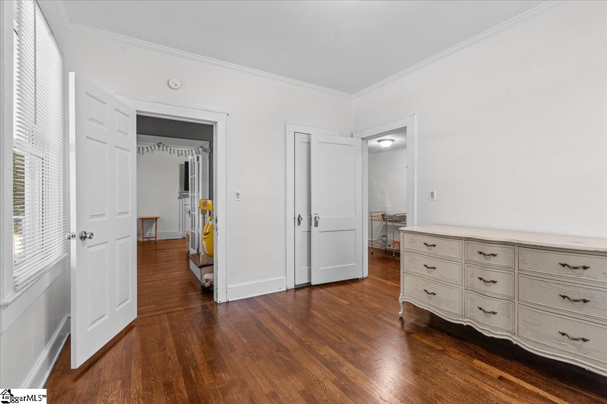 803 South Limestone Street Gaffney, SC 29340 - Photo 4 of 42