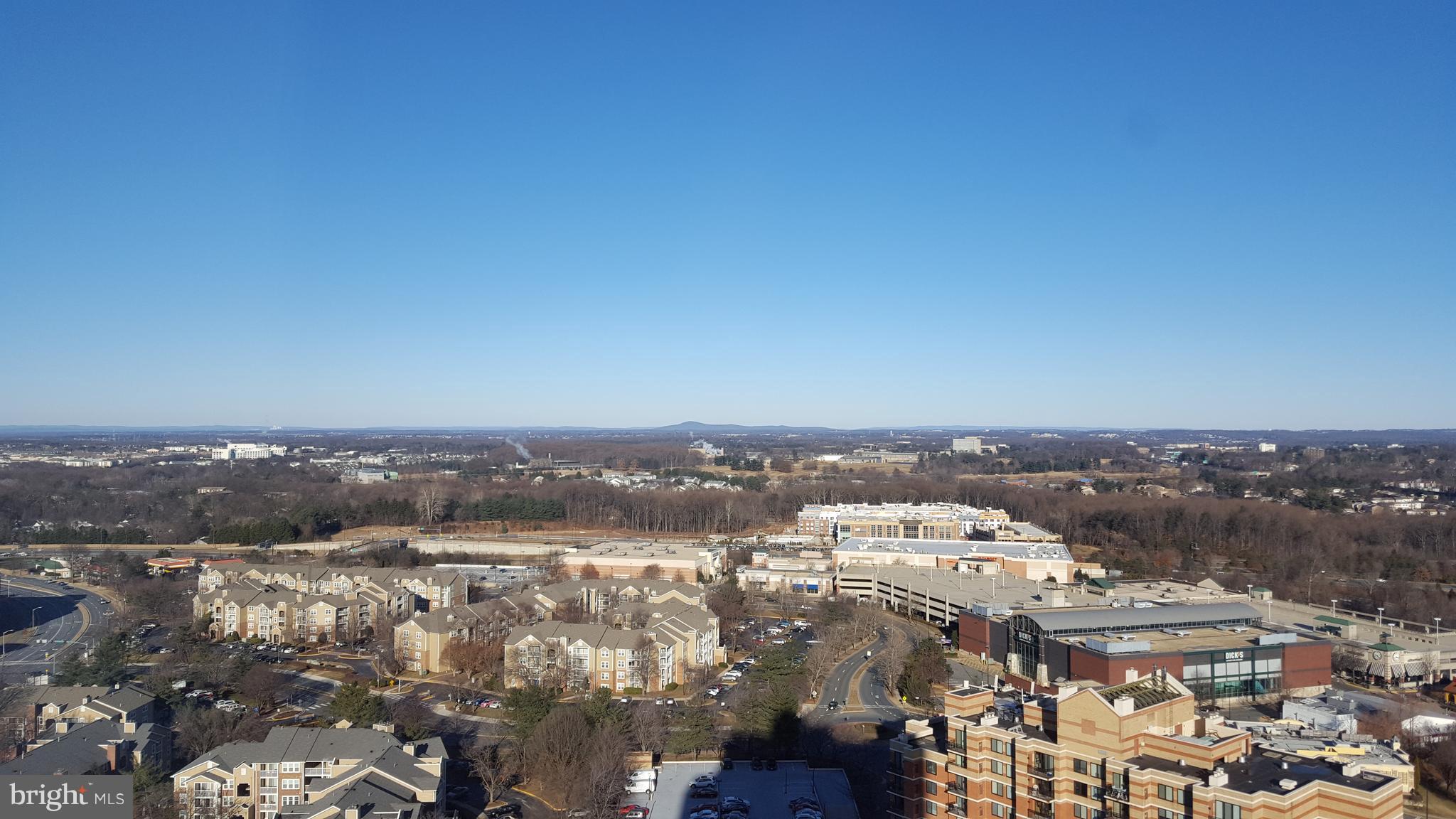 9701 Fields Road, Unit 2301 Gaithersburg, MD 20878 - Photo 2 of 21 Fabulous View from LR / DR