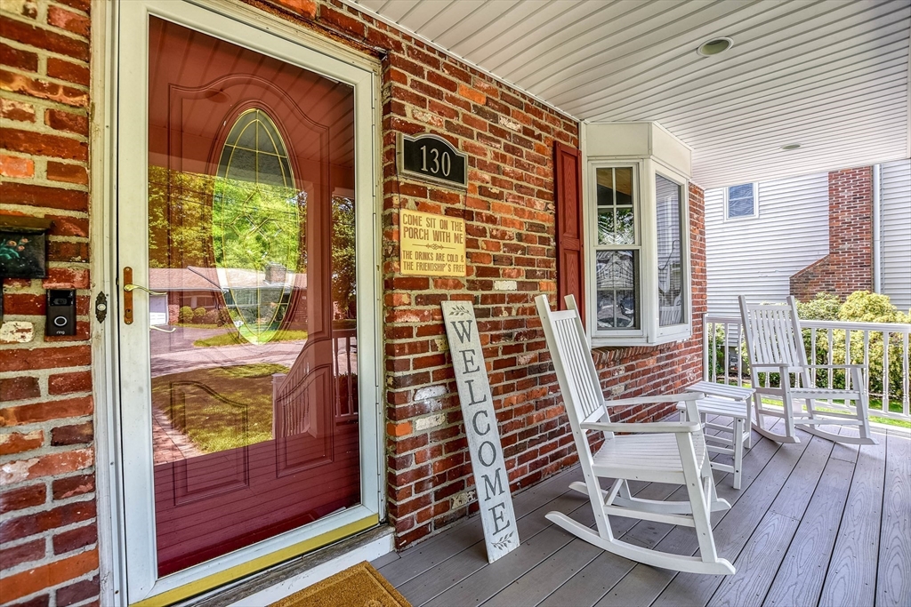 130 Gainsville Road Dedham, MA 02026 - Photo 4 of 40 Gallery Image 4