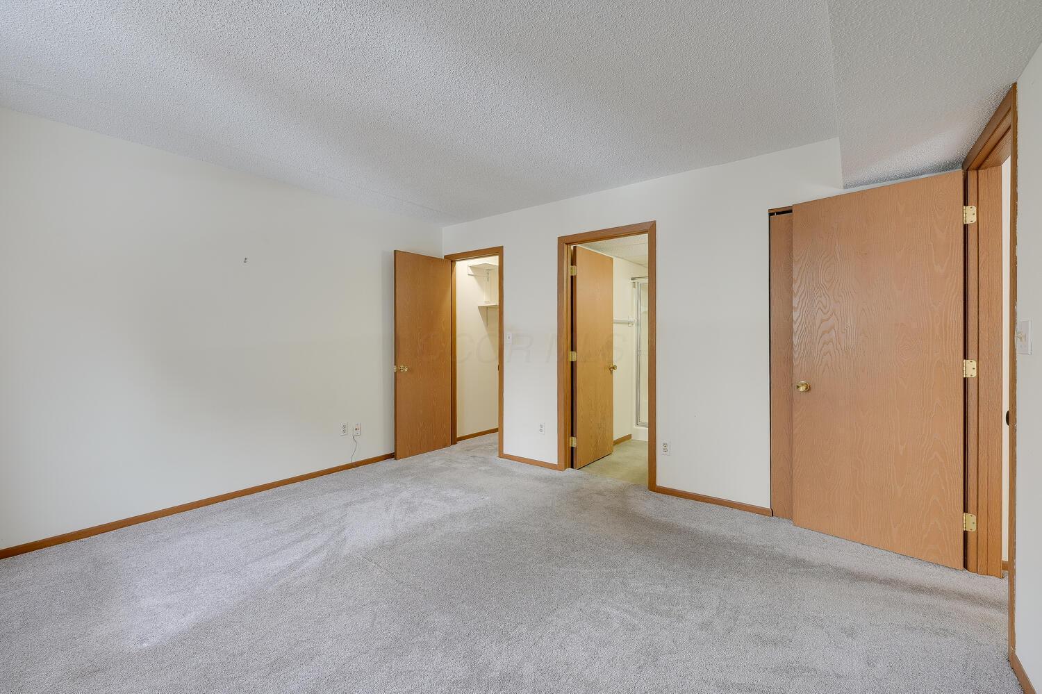 4145 Karl Road, Unit 223 Columbus, OH 43224 - Photo 18 of 31 4145 Karl Rd Columbus OH 43224-large-024
