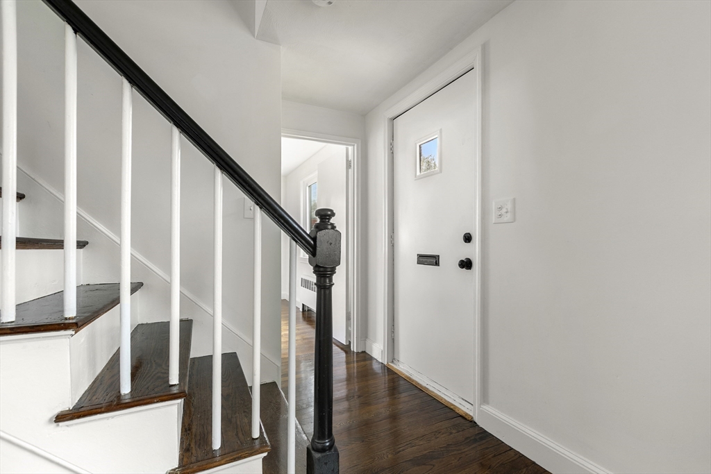20 Ruskindale Road Boston, MA 02136 - Photo 3 of 12 Gallery Image 3