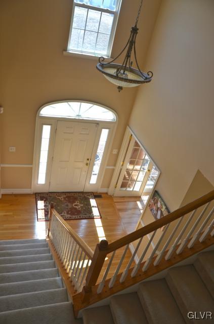 127 Clover Hollow Road Easton, PA 18045 - Photo 5 of 24 Gallery Image 5
