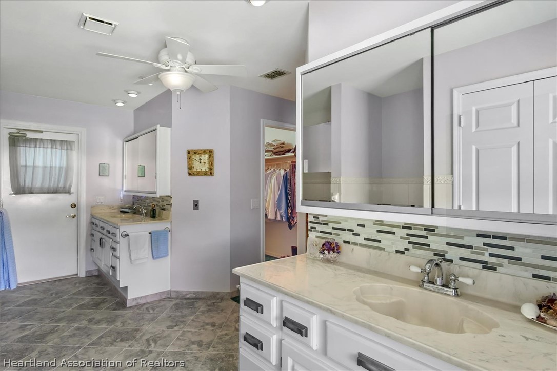 301 Cardinal Road Sebring, FL 33876 - Photo 18 of 36 Gallery Image 18