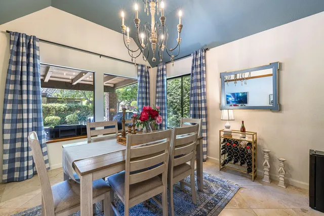 $495,000 | 2827 West Compton Court, Fresno, CA 93711