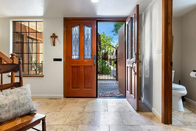 $495,000 | 2827 West Compton Court, Fresno, CA 93711