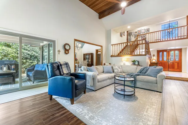 $495,000 | 2827 West Compton Court, Fresno, CA 93711