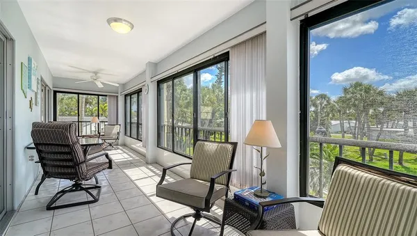 $510,000 | 225 Hour Glass Way, Unit 202, Sarasota, FL 34242