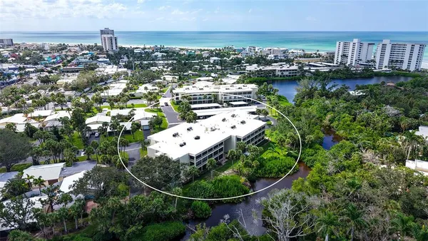 $510,000 | 225 Hour Glass Way, Unit 202, Sarasota, FL 34242