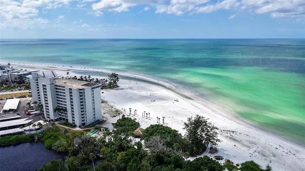$510,000 | 225 Hour Glass Way, Unit 202, Sarasota, FL 34242