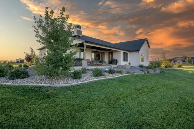$1,049,500 | 1648 Saddle Ring Court, Loma, CO 81524