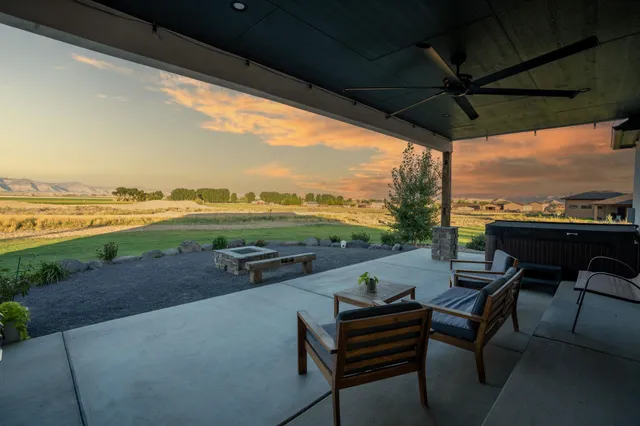 $1,049,500 | 1648 Saddle Ring Court, Loma, CO 81524