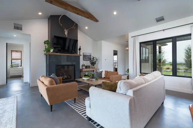 $1,049,500 | 1648 Saddle Ring Court, Loma, CO 81524