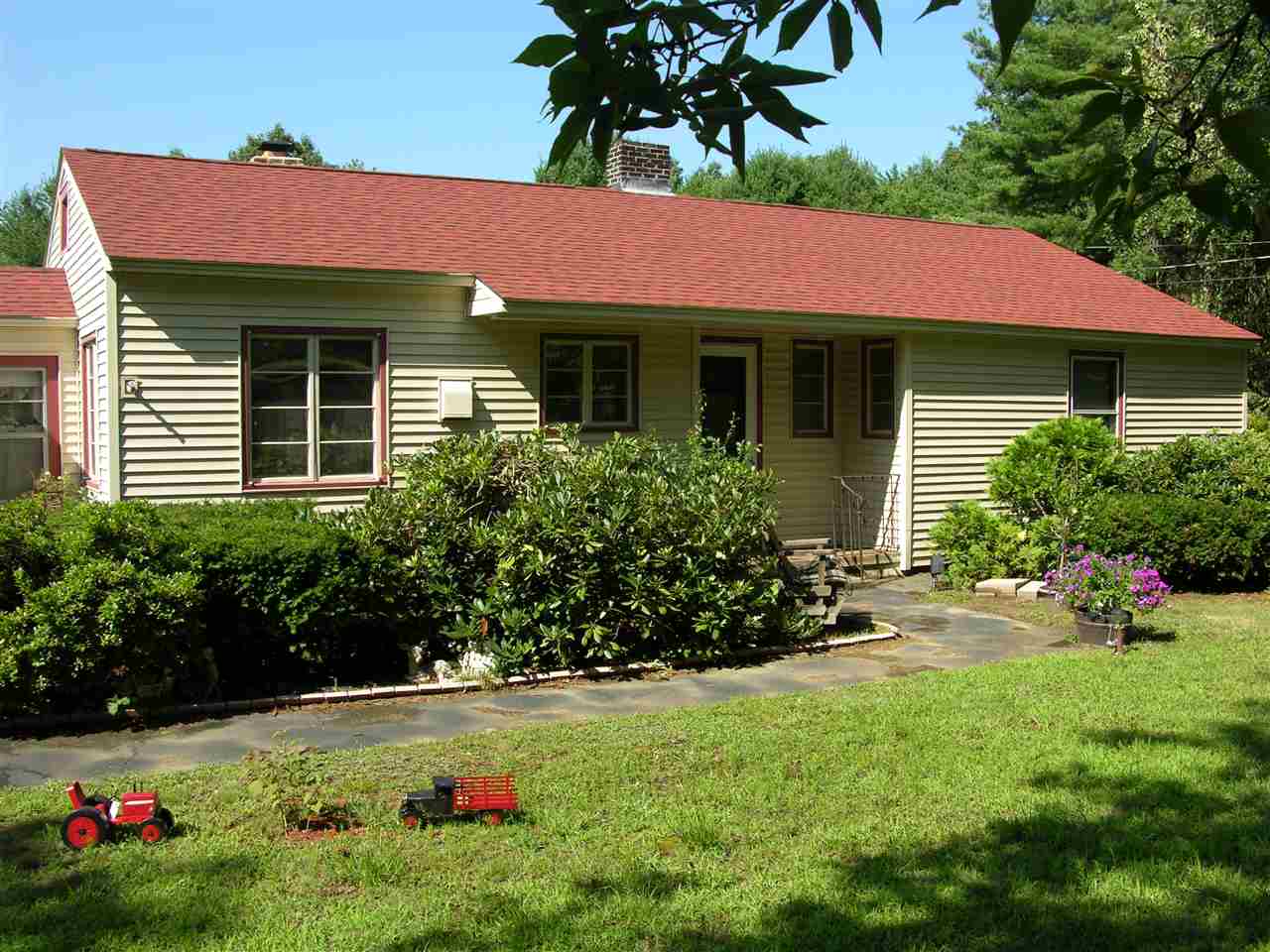 80 Old County Road Plaistow, NH 03865 - Photo 5 of 26