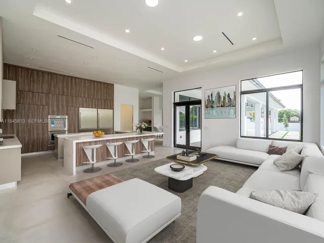 $3,200,000 | 2610 Southwest 130th Avenue, Miami, FL 33175