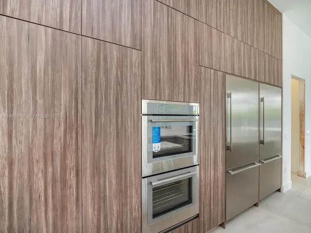 $3,200,000 | 2610 Southwest 130th Avenue, Miami, FL 33175