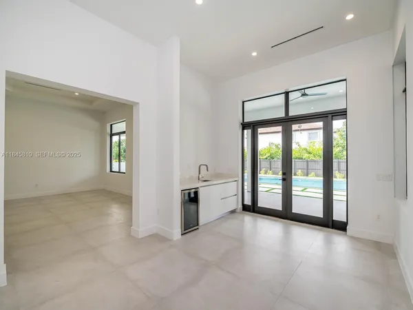 $3,200,000 | 2610 Southwest 130th Avenue, Miami, FL 33175