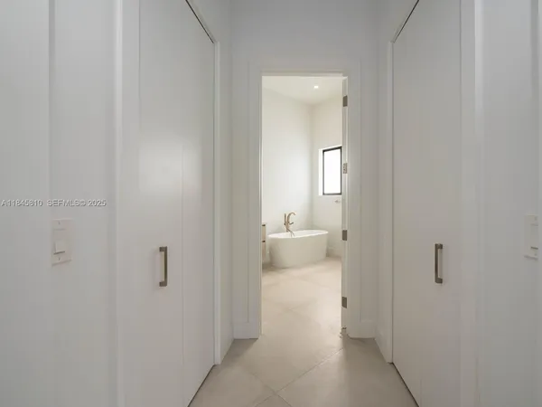 $3,200,000 | 2610 Southwest 130th Avenue, Miami, FL 33175