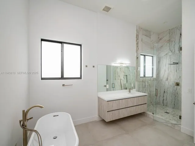 $3,200,000 | 2610 Southwest 130th Avenue, Miami, FL 33175