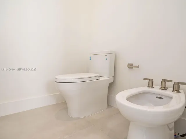 $3,200,000 | 2610 Southwest 130th Avenue, Miami, FL 33175