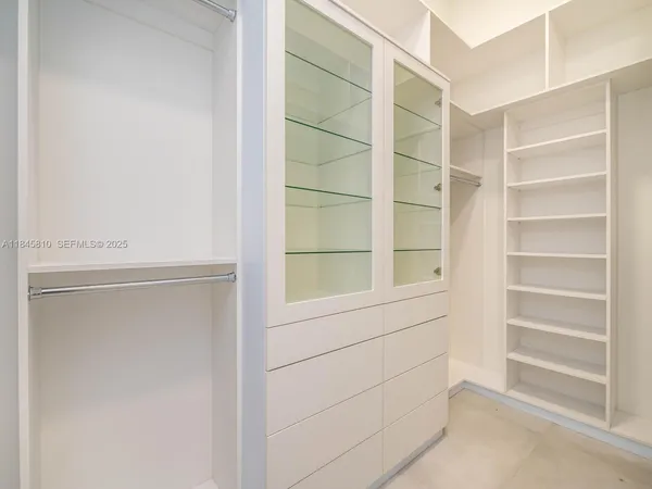 $3,200,000 | 2610 Southwest 130th Avenue, Miami, FL 33175