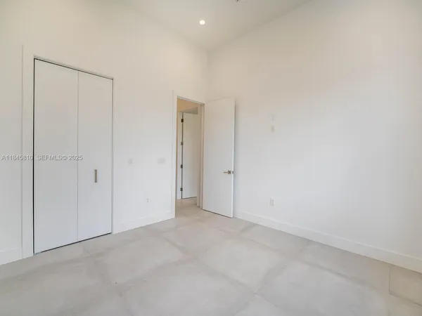 $3,200,000 | 2610 Southwest 130th Avenue, Miami, FL 33175