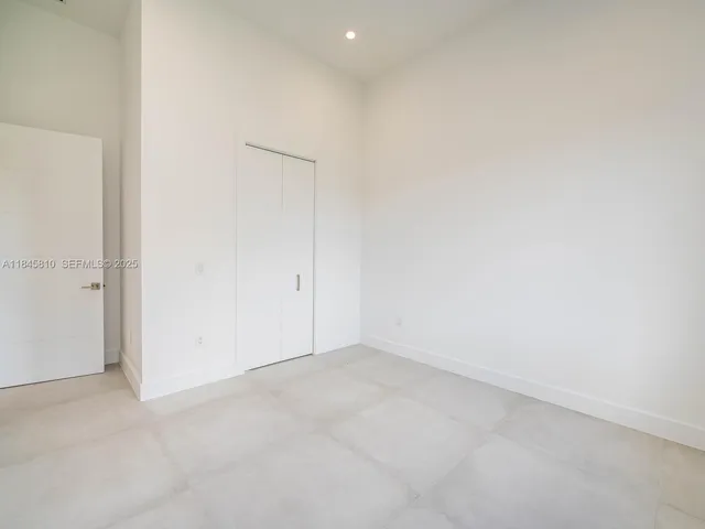 $3,200,000 | 2610 Southwest 130th Avenue, Miami, FL 33175