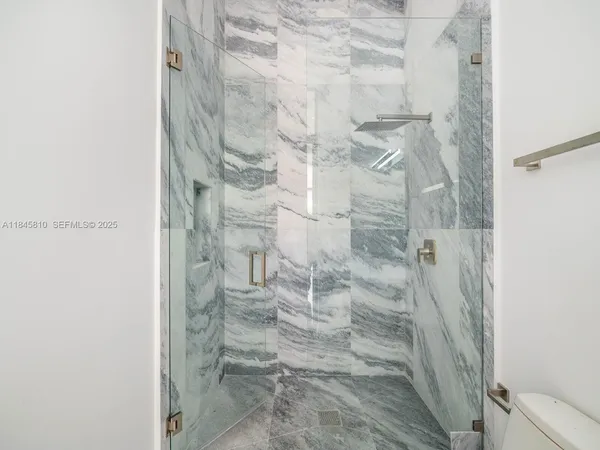 $3,200,000 | 2610 Southwest 130th Avenue, Miami, FL 33175