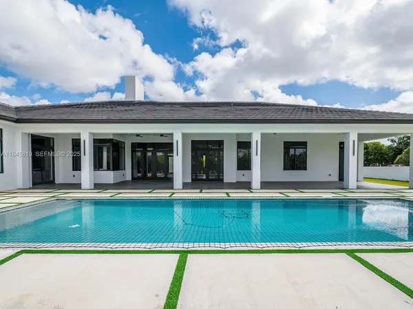 $3,200,000 | 2610 Southwest 130th Avenue, Miami, FL 33175