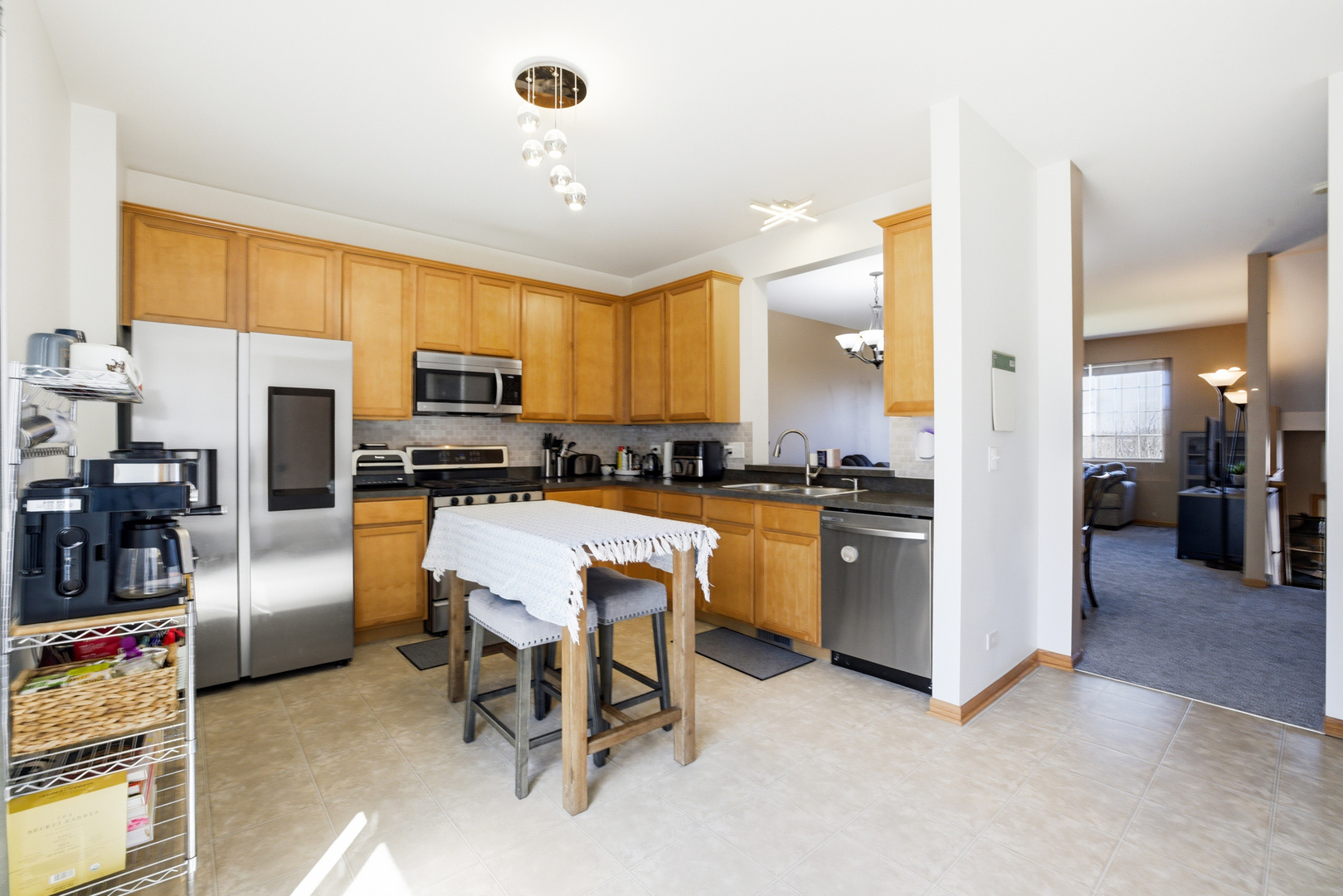 3370 Cameron Drive Elgin, IL 60124 - Photo 7 of 25