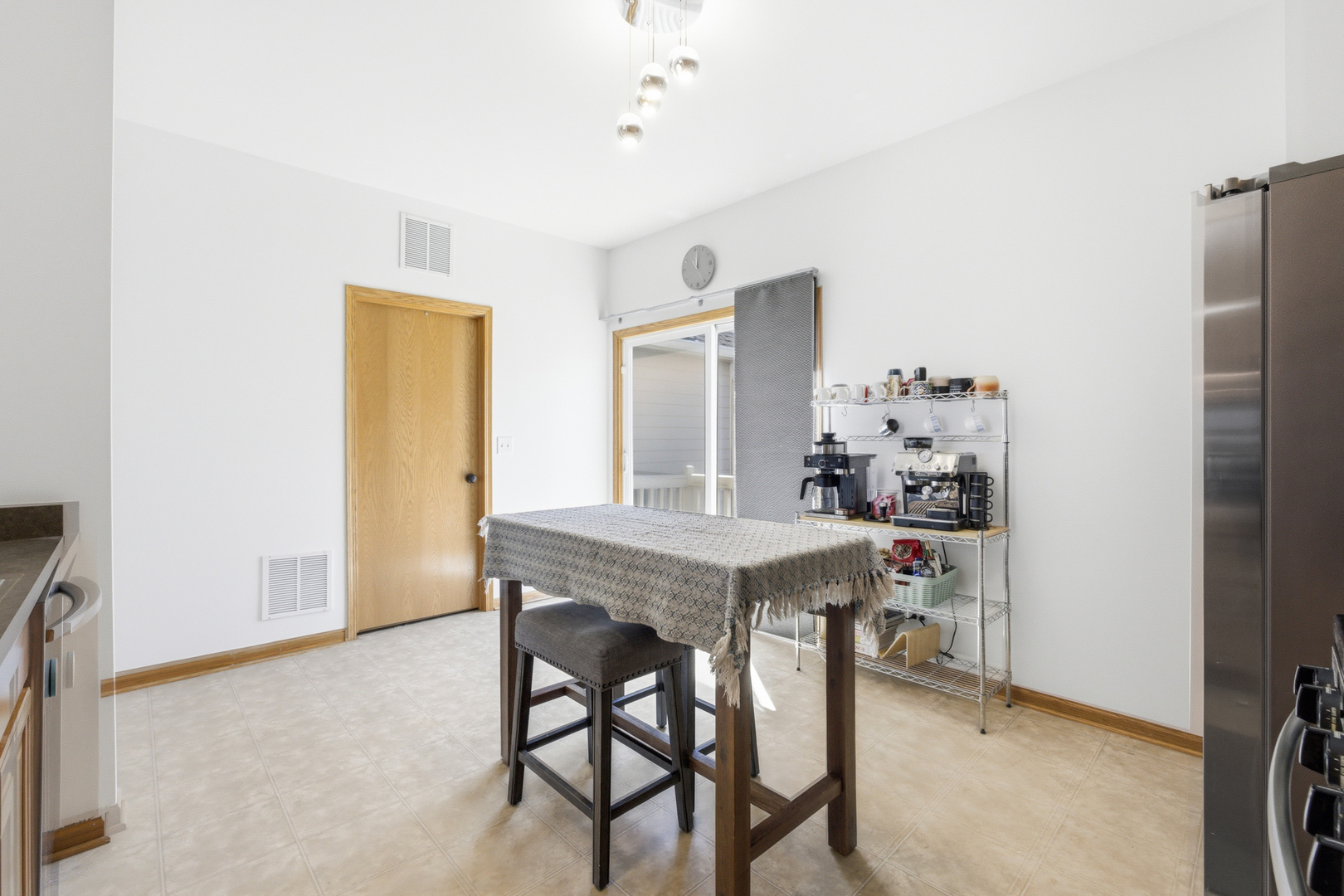 3370 Cameron Drive Elgin, IL 60124 - Photo 8 of 25