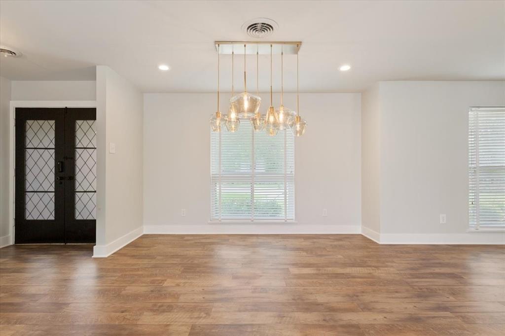 3201 Carroll Drive Waco, TX 76708 - Photo 4 of 32