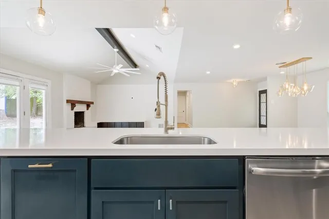 $419,900 | 3201 Carroll Drive, Waco, TX 76708